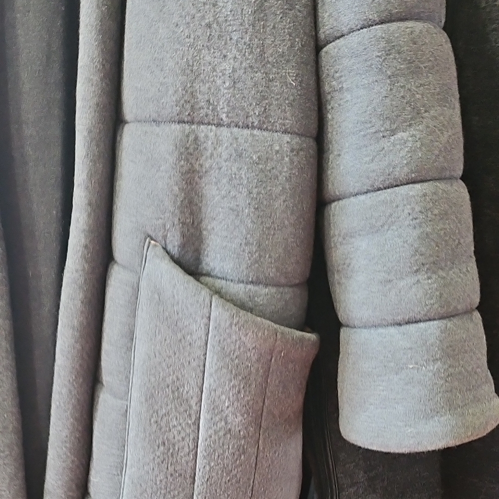 Lunya Gray Quilted Jacket - Picture 5 of 6